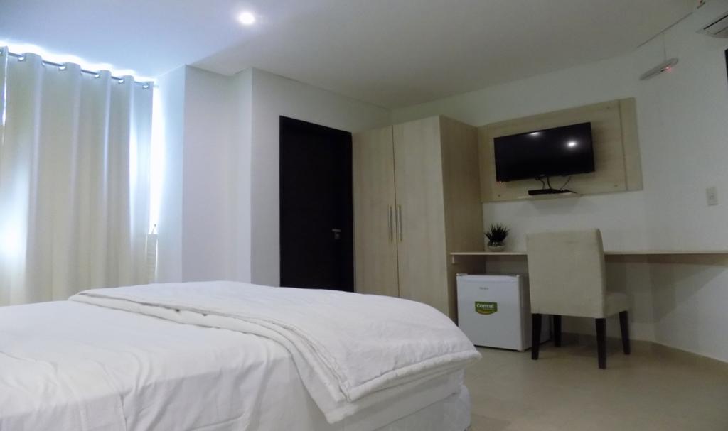 Danieri Asuncion Hotel Bagian luar foto