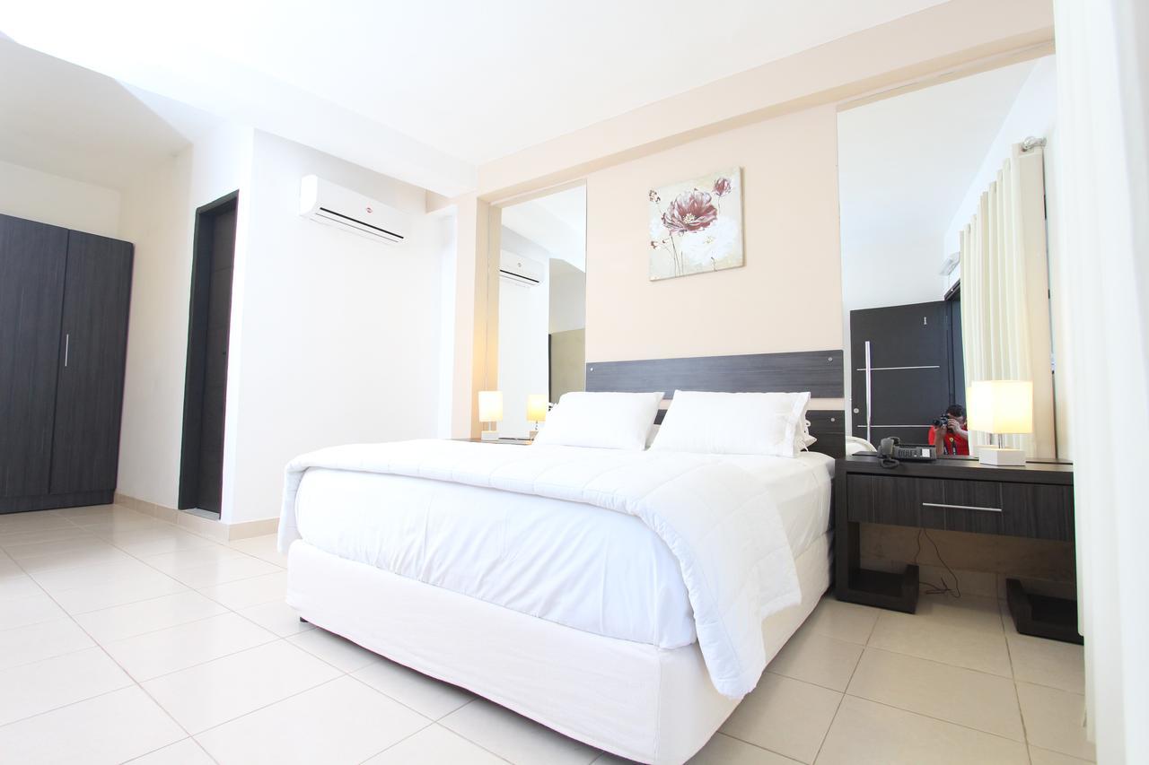 Danieri Asuncion Hotel Bagian luar foto