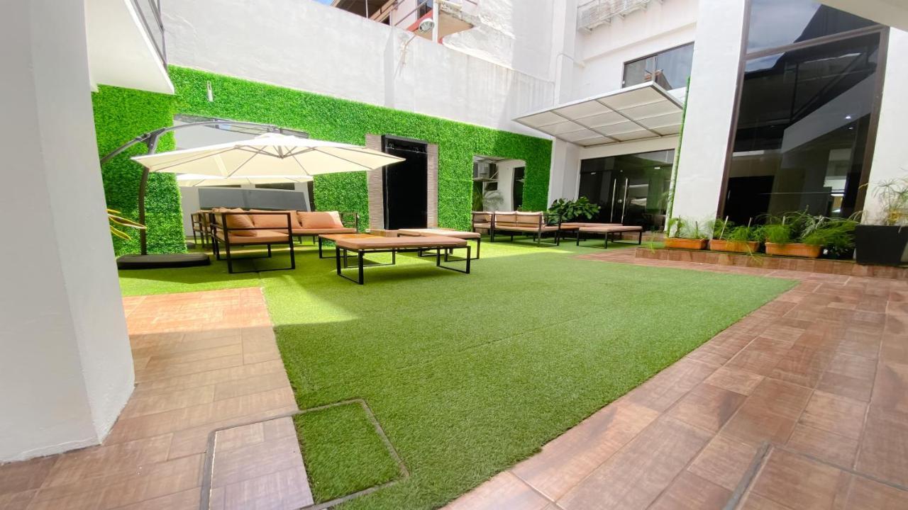 Danieri Asuncion Hotel Bagian luar foto