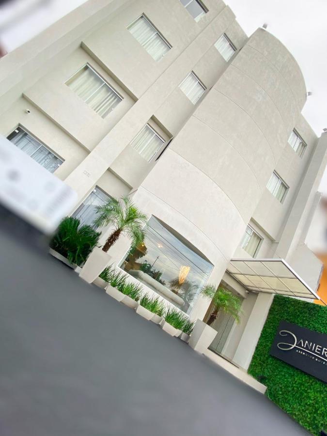 Danieri Asuncion Hotel Bagian luar foto