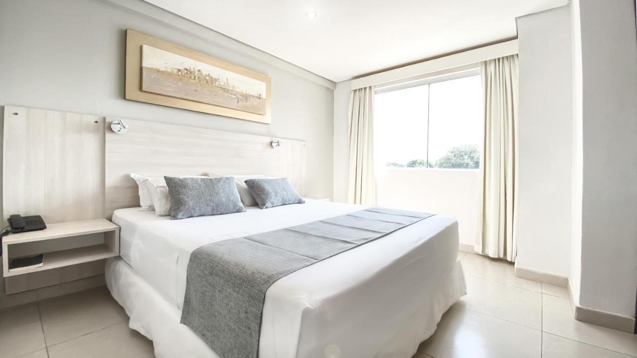 Danieri Asuncion Hotel Bagian luar foto